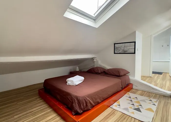 Apartment Duplex Beauvoisine *